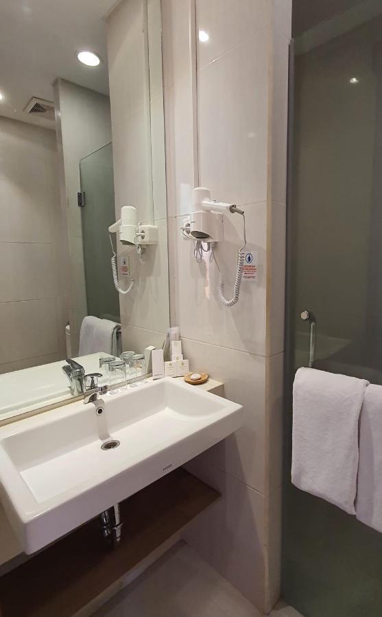 Montana Premier Senggigi Hotell Eksteriør bilde
