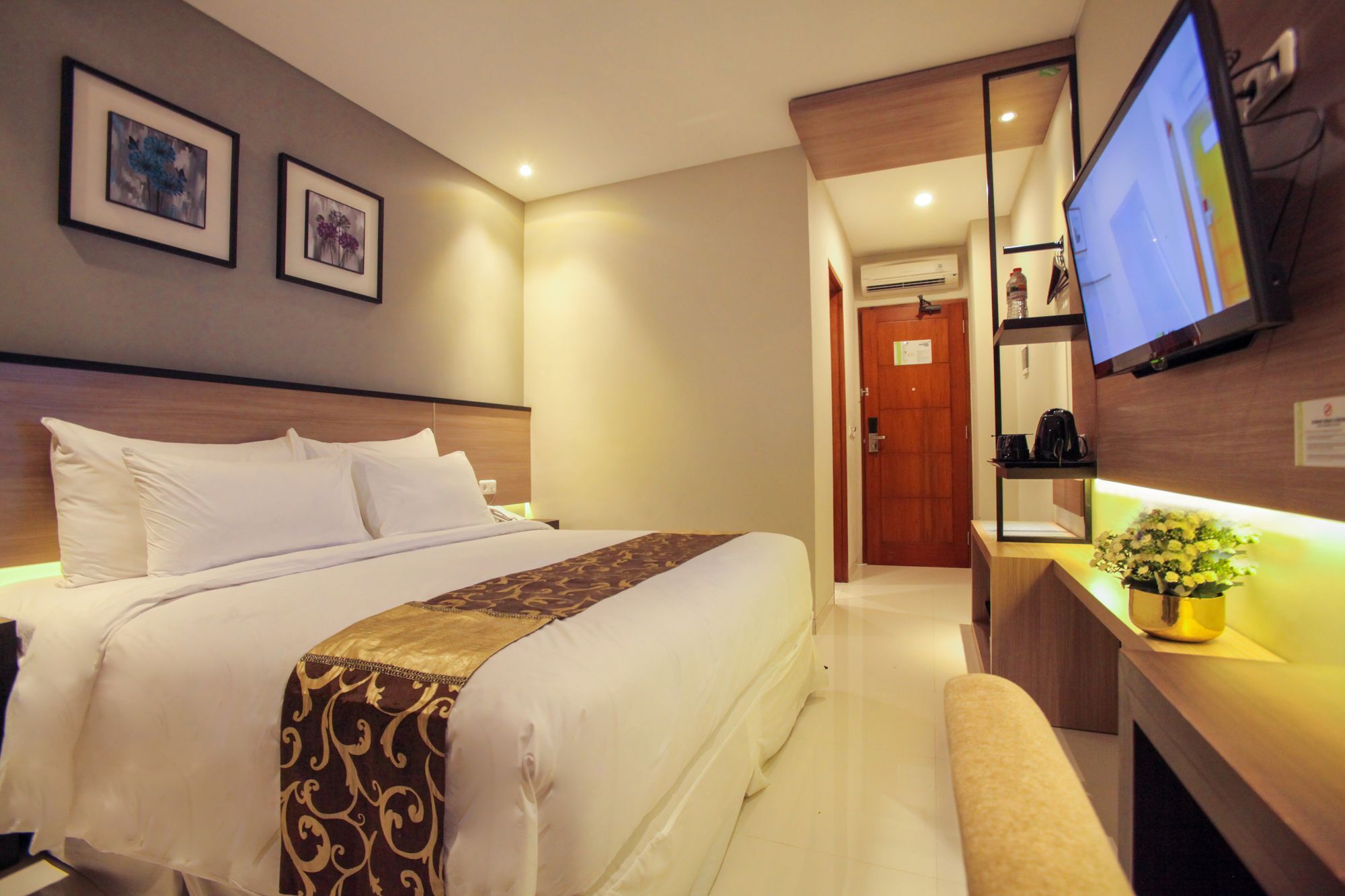 Montana Premier Senggigi Hotell Eksteriør bilde